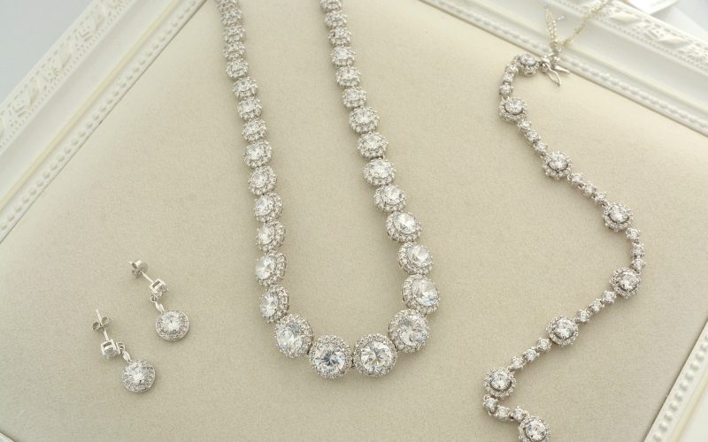 Making Your Diamond Jewellery Sparkle Again